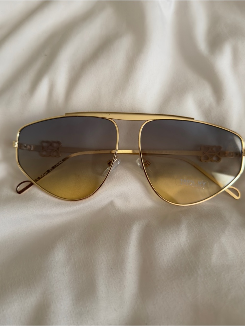 Gold Aviator Sunglasses with Gradient Brown-Yellow Lenses